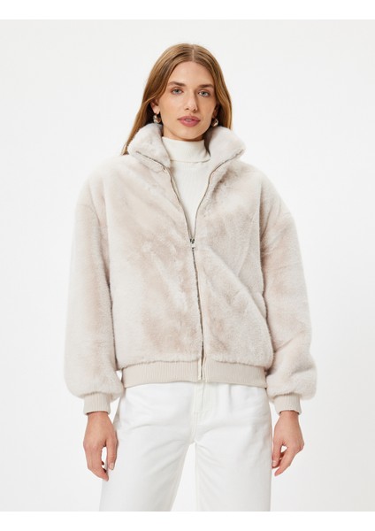 Peluş Oversize Mont Dik Yaka Fermuarlı modelleri