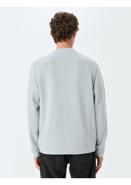 Bisiklet Yaka Basic Pamuk Karışımlı Minimal Baskılı Sweatshirt fırsatları