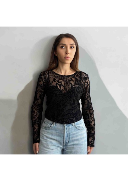 Siyah Simli Transparan Kadife Tül Bluz