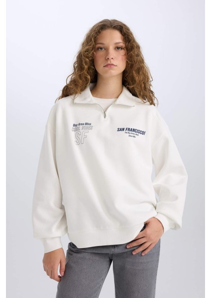 Oversize Geniş Kalıp Yarım Fermuarlı Sırt Baskılı Kalın Sweatshirt E1524AX24WN