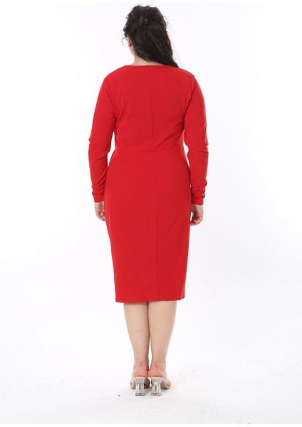 Kadın Büyük Beden Kırmızı Anvelop Yakalı Bel Detaylı Uzun Kollu Elbise 65N38602 fiyatları
