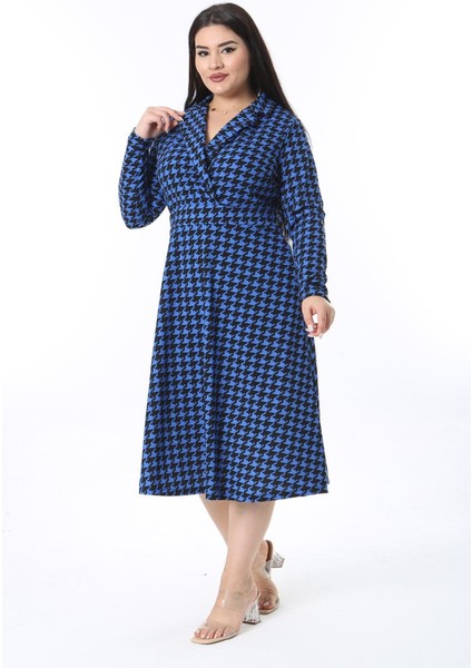 Kadın Büyük Beden Saks Kazayağı Desenli Anvelop Yakalı Elbise 65N38489