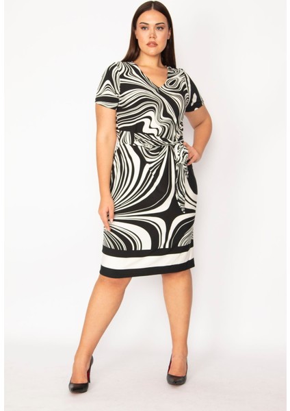 Kadın Siyah V Yakalı Önü Bağcık Detaylı Desenli Elbise 65N29396