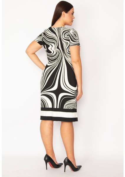 Kadın Siyah V Yakalı Önü Bağcık Detaylı Desenli Elbise 65N29396 modelleri