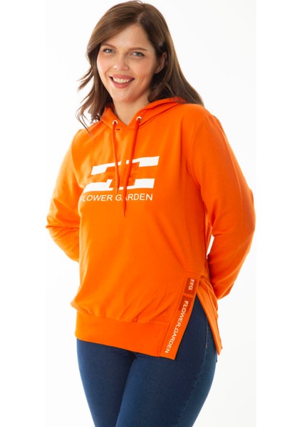 Kadın Büyük Beden Oranj Taş ve Baskı Detaylı Kapşonlu Yan Yırtmaçlı Sweatshirt 65N36867 modelleri