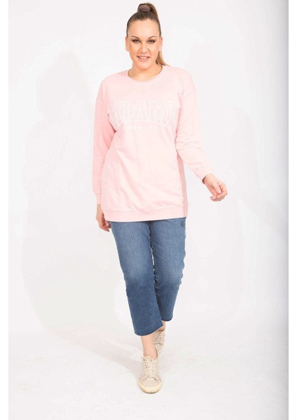 Kadın Pembe Pamuklu Kumaş Taş ve Baskı Detaylı Sweatshirt 65N35482