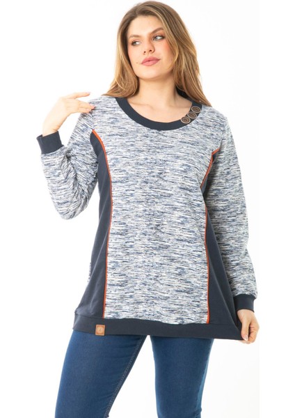 Kadın Büyük Beden Lacivert Süs Düğme ve Kup Detaylı Sweatshirt 65N37121