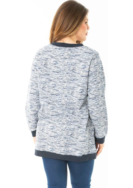 Kadın Büyük Beden Lacivert Süs Düğme ve Kup Detaylı Sweatshirt 65N37121