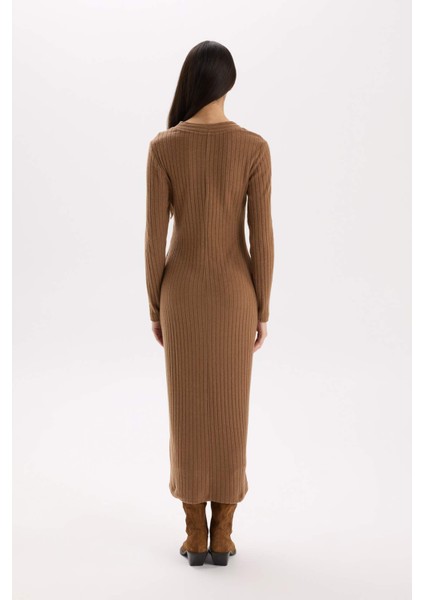 Bodycon Vücudu Saran Basic Düz V Yaka Düğmeli Fitilli Kaşkorse Midi Uzun Kollu Elbise B3261AX24WN