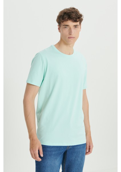 360 Derece Her Yöne Esneyen Slim Fit Bisiklet Yaka Tişört fırsatları