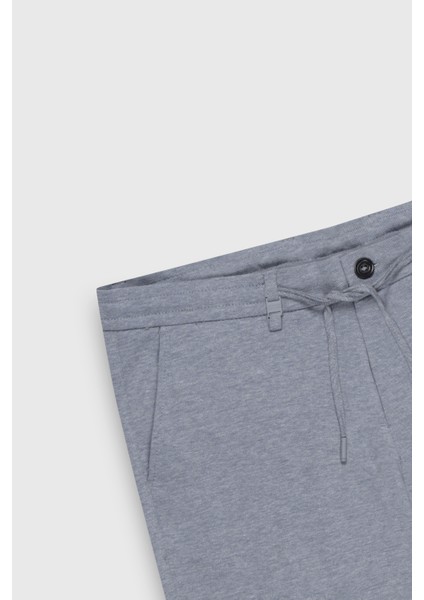 Slim Fit Dar Kesim Yan Cepli Gofre Desenli Şort modelleri