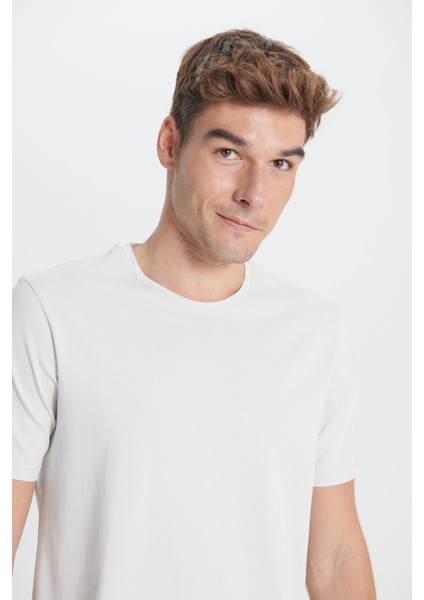 360 Derece Her Yöne Esneyen Slim Fit Bisiklet Yaka Tişört modelleri
