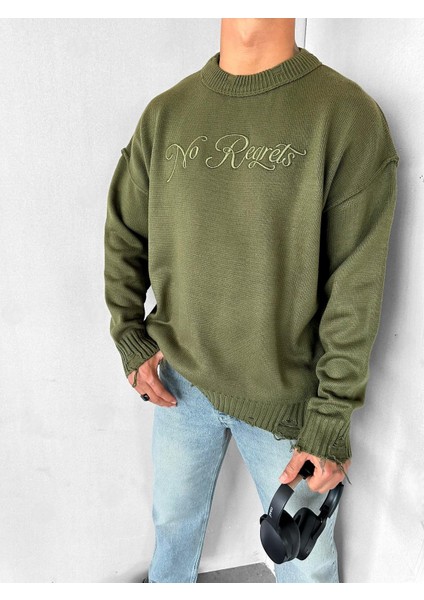 Erkek Oversize Nakışlı Yuvarlak Yaka Pamuklu Kazak Yeşil modelleri