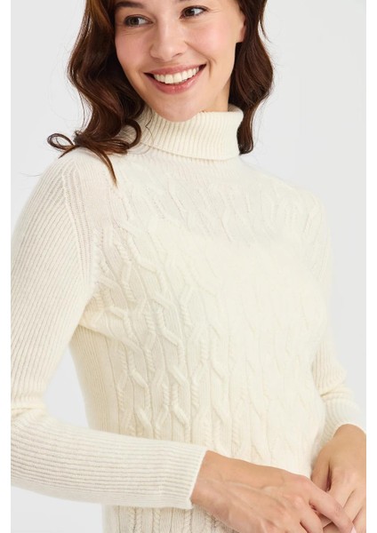 Tam Balıkçı Kemik Kadın Kazak 23153-TB-2K5 modelleri