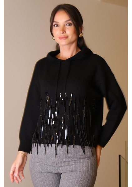 Kapüşonlu Boncuk Işlemeli Siyah Kadın Kazak 120-2K5