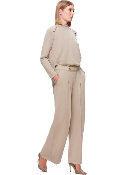 Taş Düğme Detaylı Bol Paça Pantolon T25K-7010