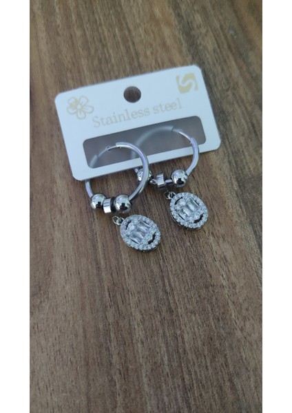 Kadın Çelik Sallantılı Zirkon Taşlı Gümüş Silver Renk Küpe