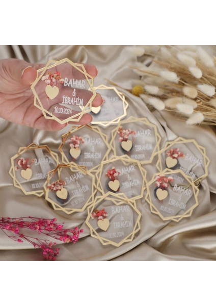 10’lu Kişiye Özel Akrilik Magnet Nikah Şekeri - Altın Detaylı Çiçekli Tasarım modelleri