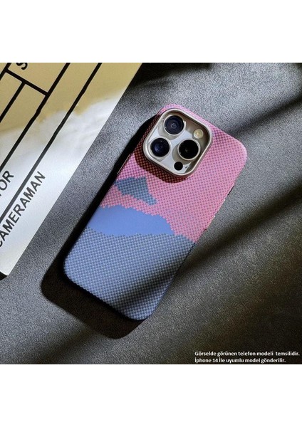 Apple iPhone 14 Magsafe Uyumlu Kılıf Carbon Desenli Premium Kapak