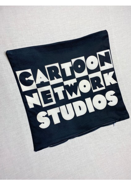 Cartoon Network Studios Desenli Dekoratif Dijital Baskılı Kırlent Kılıfı ve Yastık