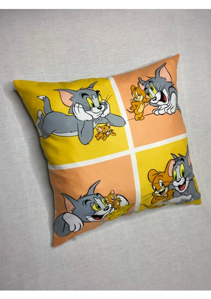 Tom Ve Jerry Desenli Dijital Baskılı Kırlent Kılıfı ve Yastık