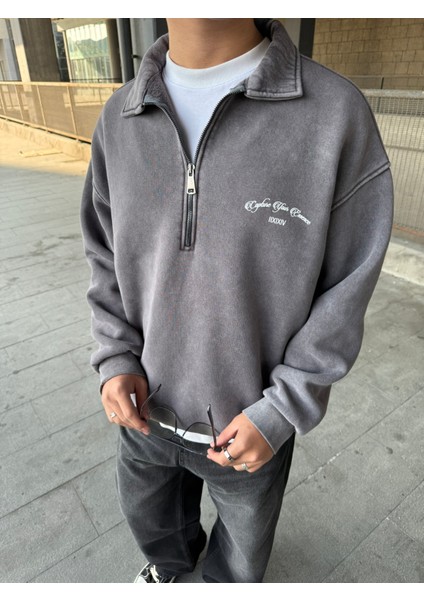 Oversize Yarım Fermuarlı Baskılı Yıkamalı Sweatshirt Kahverengi