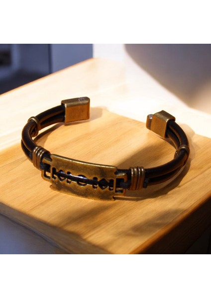 Siyah Deri Jilet Figürlü Bileklik Metal Mıknatıs Kapamalı 3 Beden modelleri