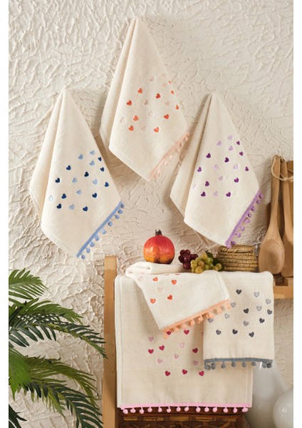 6'lı Ponponlu Kalpli 30X50 Havlu