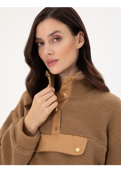 Kadın Camel Oversize Sweatshirt 50290990-VR015