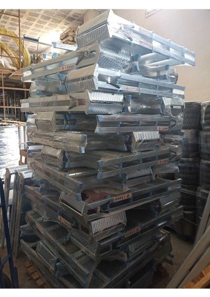 Merdiven Rita Çift Taraflı Galvanizli 0,60 mm 4+4 Basamaklı