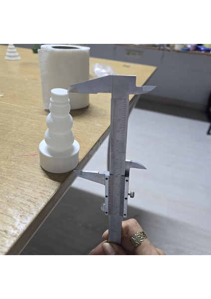 Evinize Sıcaklık Katacak Kardan Adam Figürlü Beyaz LED Mumluk – Noel Dekoru
