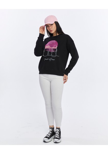 Kadife Gün Batımı Desenli Siyah Yumuşak Dokulu Regular Fit Bisiklet Yaka Kadın Sweatshirt modelleri