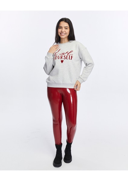 Kadife Love Yourself Desenli Gri Melanj Yumuşak Dokulu Regular Fit Bisiklet Yaka Kadın Sweatshirt
