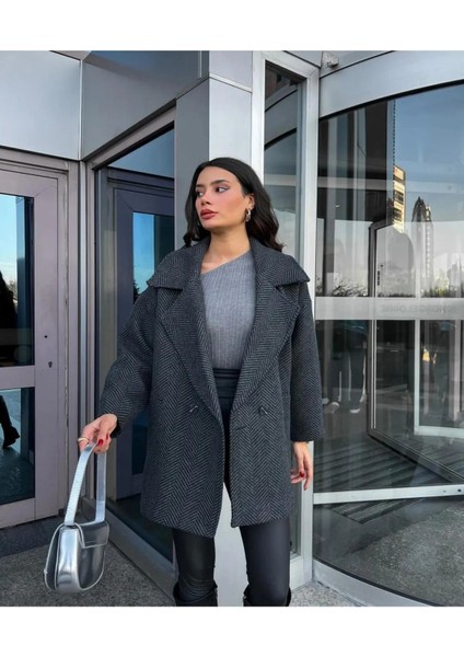 Balık Sırtı Oversize Kısa Kaşe Kaban fiyatları