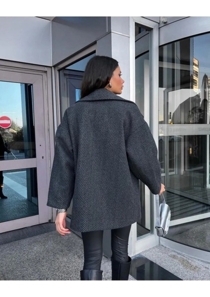 Balık Sırtı Oversize Kısa Kaşe Kaban fırsatları