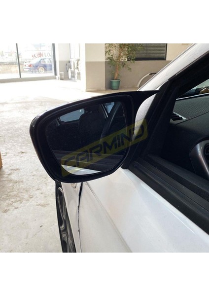 Citroen C-Elysee Batman Ayna Kapağı Piano Black modelleri