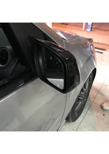 Ford Fiesta Batman Yarasa Ayna Kapağı Piano Black 2006-2009 modelleri