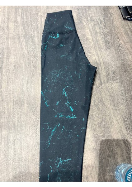 Metz Desenli Spor Tayt indirimleri