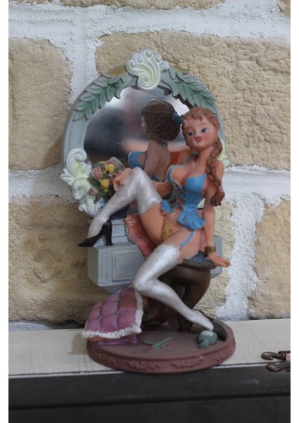 Aynalı Kadın Figürlü Biblo Dekoratif 19,5cm modelleri