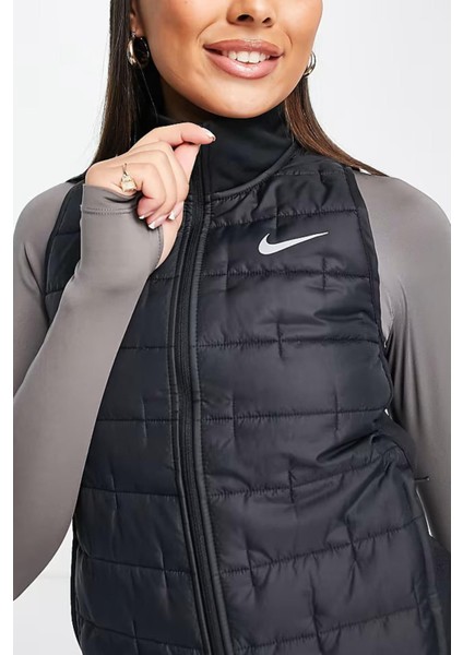 Therma-Fıt Synthetic-Fill Siyah Kadın Spor Yelek modelleri