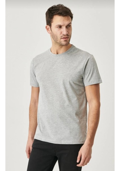 Erkek %100 Pamuk Slim Fit Dar Kesim Bisiklet Yaka Kısa Kollu Gri fiyatları