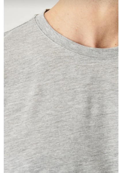 Erkek %100 Pamuk Slim Fit Dar Kesim Bisiklet Yaka Kısa Kollu Gri fırsatları