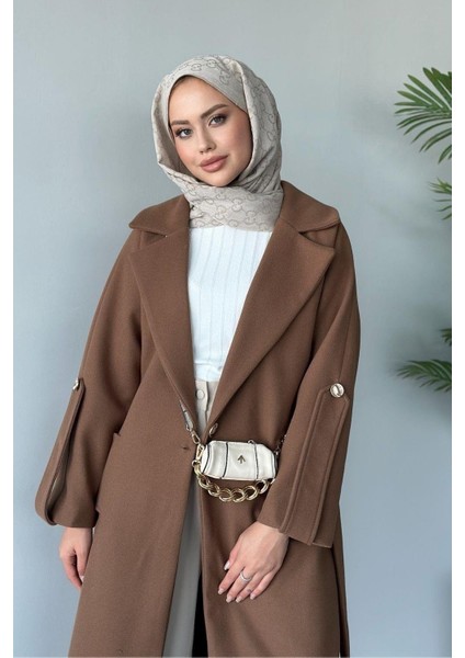Bayan Kaşe Kaban