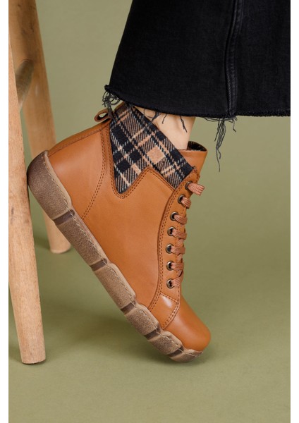 Sanfal Kadın Deri Koyu Taba Ekose Bot fiyatları