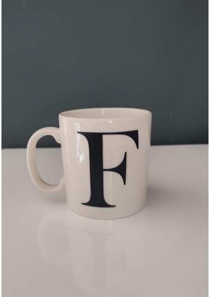 Decorıum Kum F Harfli Kupa