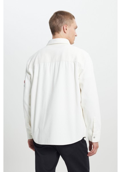 Erkek Ekru Oversize Fit Bol Kesim Klasik Yaka Kareli Gömlek