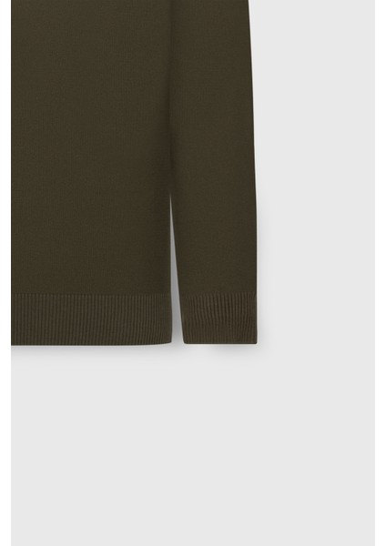 Pamuklu Standart Fit Normal Kesim Yarım Balıkçı Yaka Triko Haki Kazak