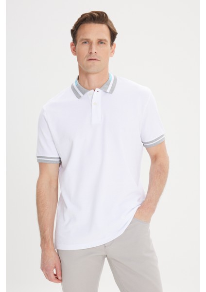Erkek Beyaz Slim Fit Dar Kesim %100 Pamuk Kıvrılmaz Polo Yaka Tişört