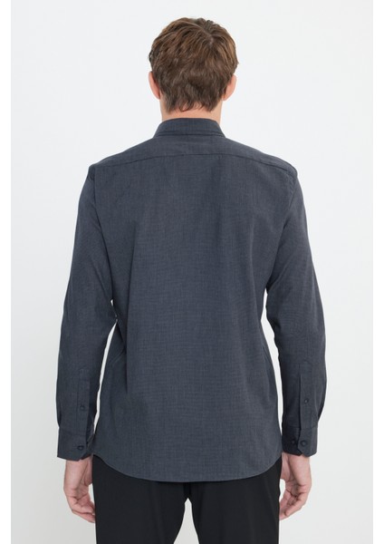 Slim Fit Dar Kesim Klasik Yaka Armürlü Gömlek