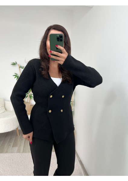 Siyah Gold Düğme Detaylı Ceket Hırka modelleri